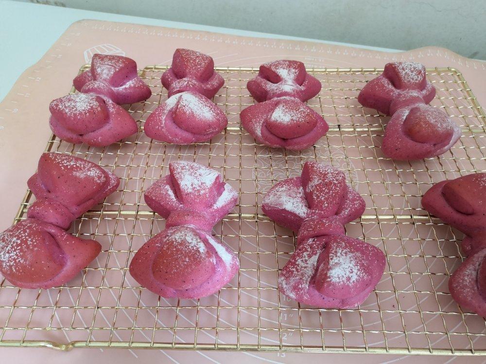 火龙果蝴蝶结面包（一次发酵）