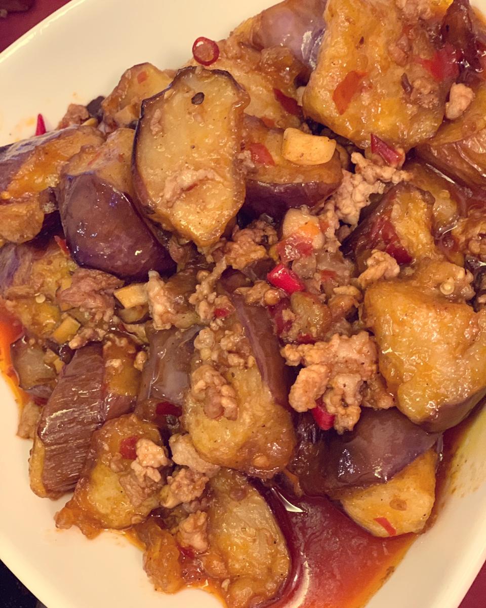 厨师长教你：“肉末烧茄子”的家常做法，口感软糯适合下饭，收藏