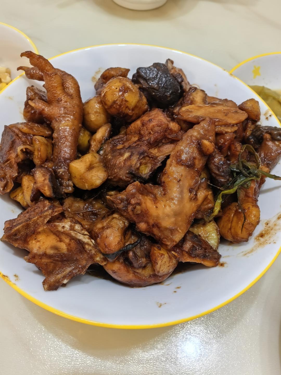 【栗子烧鸡】鸡肉都给你吃，栗子归我~