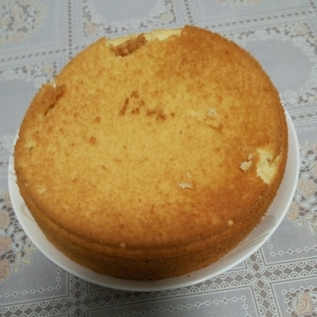 烤箱做蛋糕（戚风蛋糕的做法）