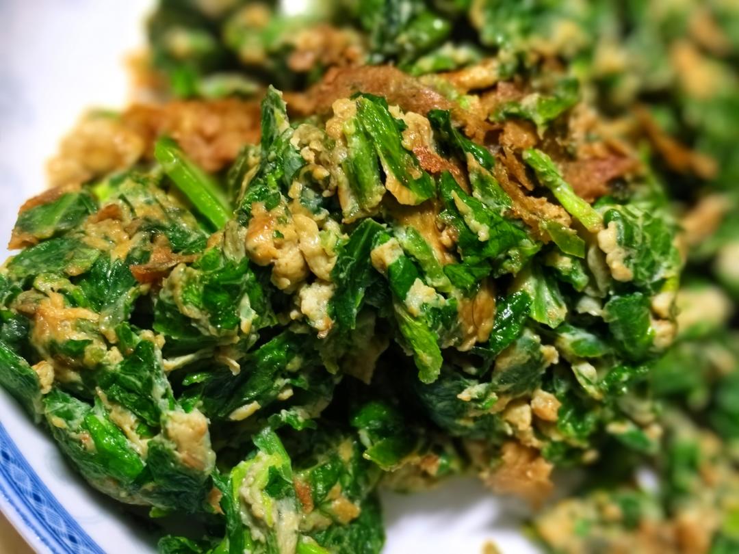 小婷食光🔆芹菜叶炒鸡蛋