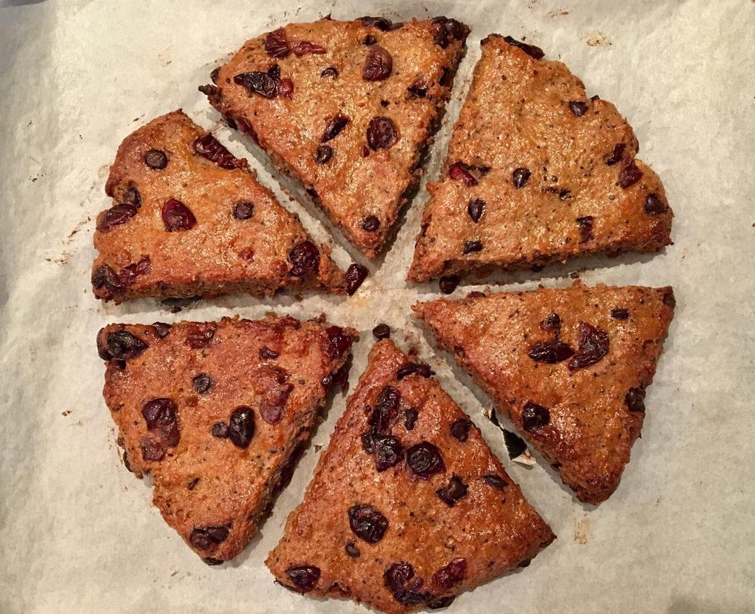 蔓越莓巧克力司康