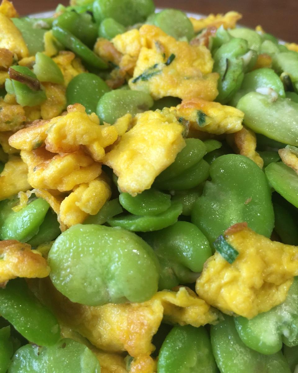 蚕豆米炒鸡蛋