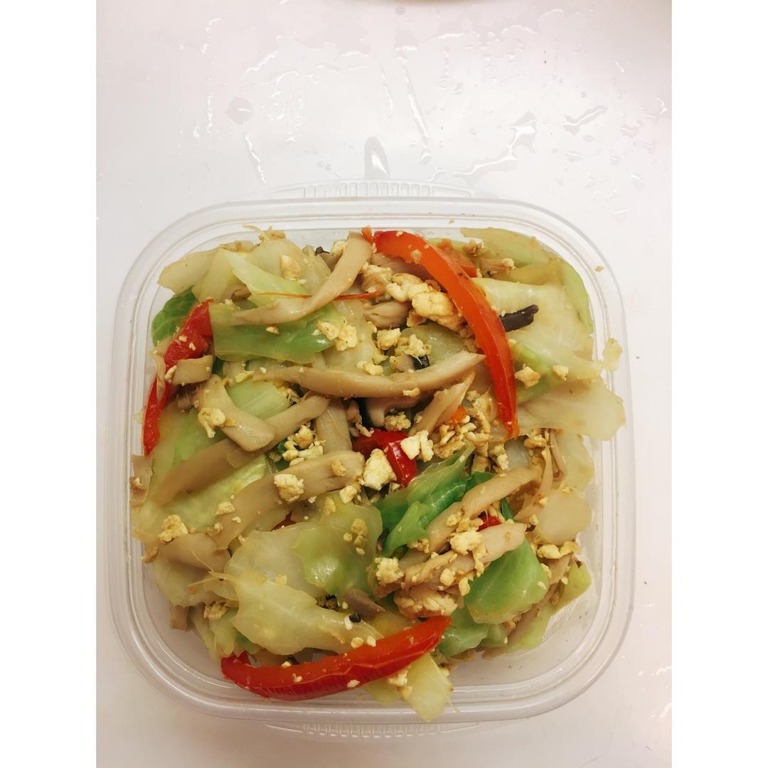 粉丝包菜杏鲍菇炒鸡蛋
