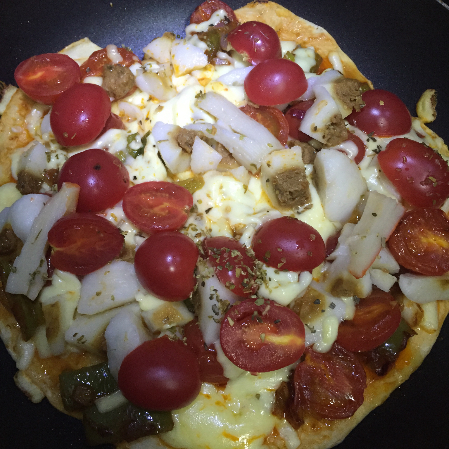 平底锅脆底香肠披萨