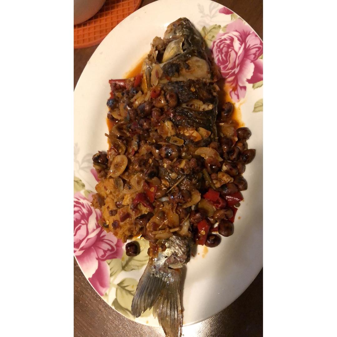 红烧鲫鱼