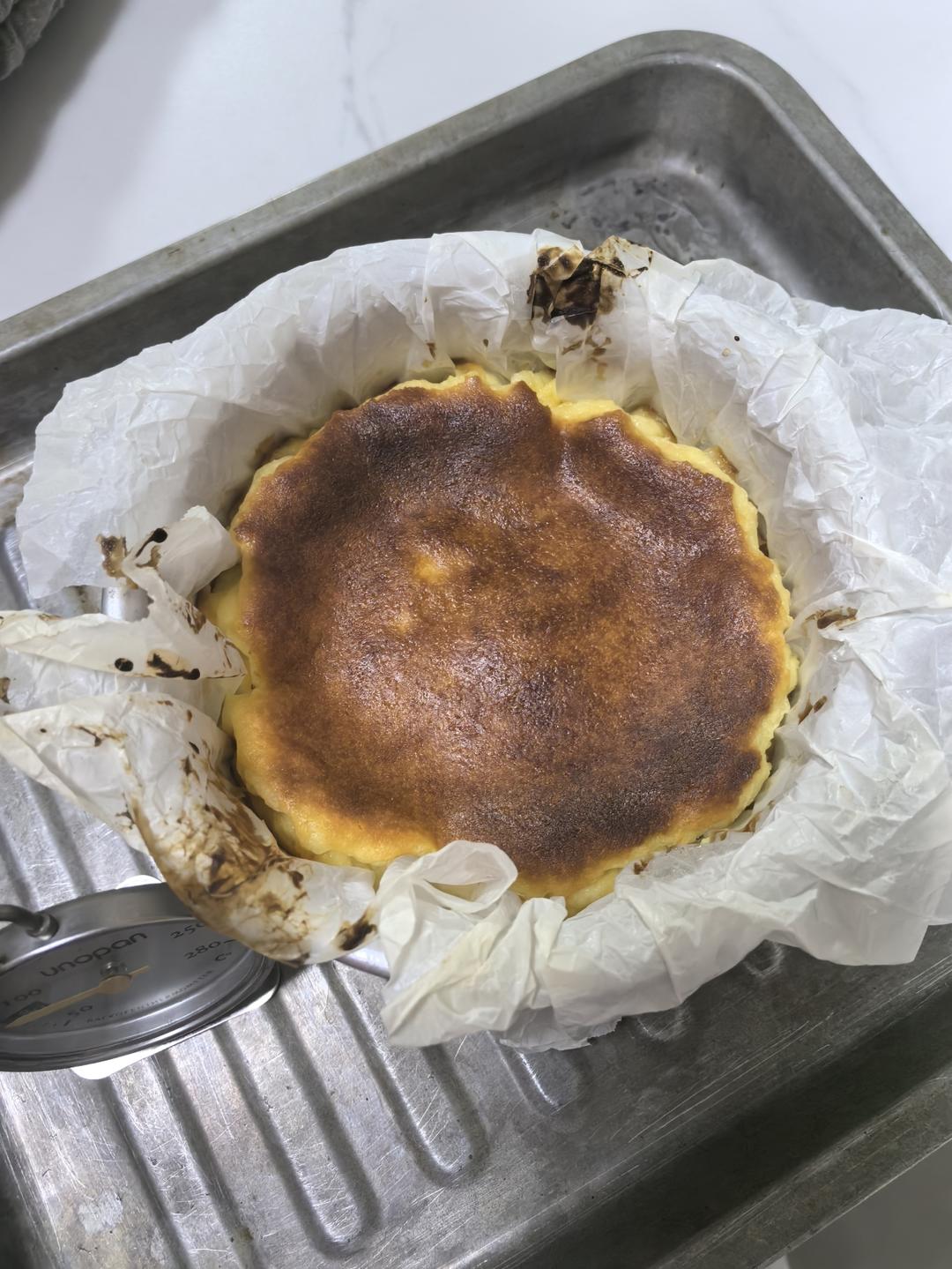 马斯卡彭版巴斯克蛋糕