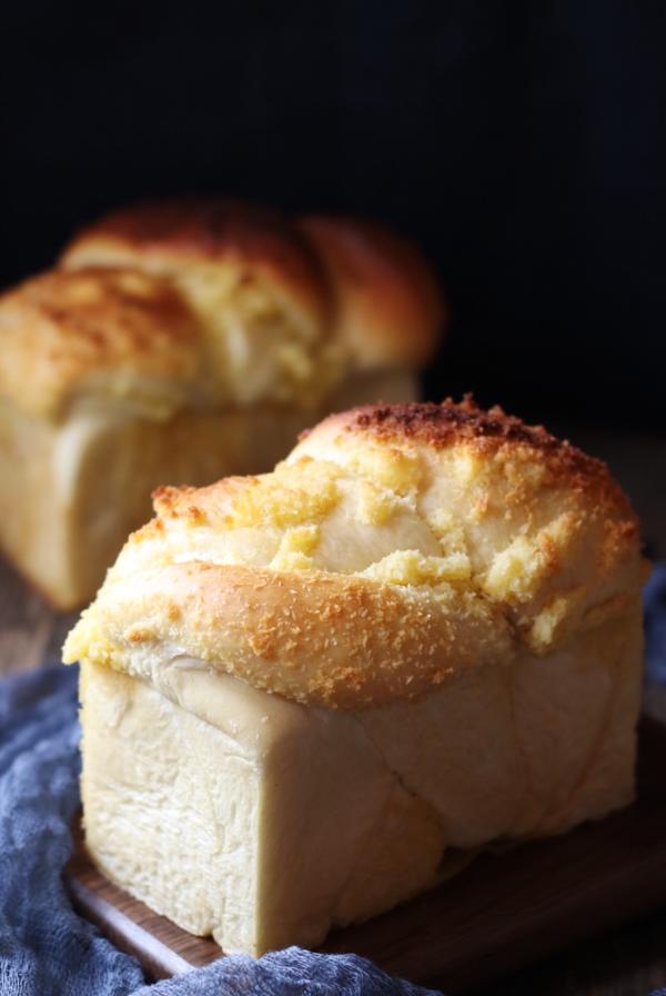 椰蓉吐司面包 Coconut Loaf