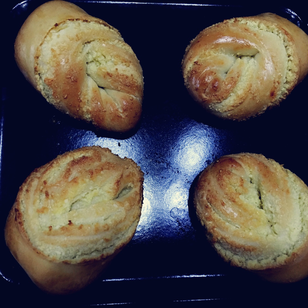 椰蓉叶子面包