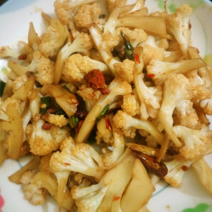 很“浪费”米饭的家常菜之一-------干锅菜花