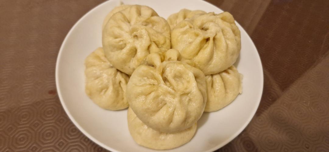 鲜美多汁的洋葱牛肉包子