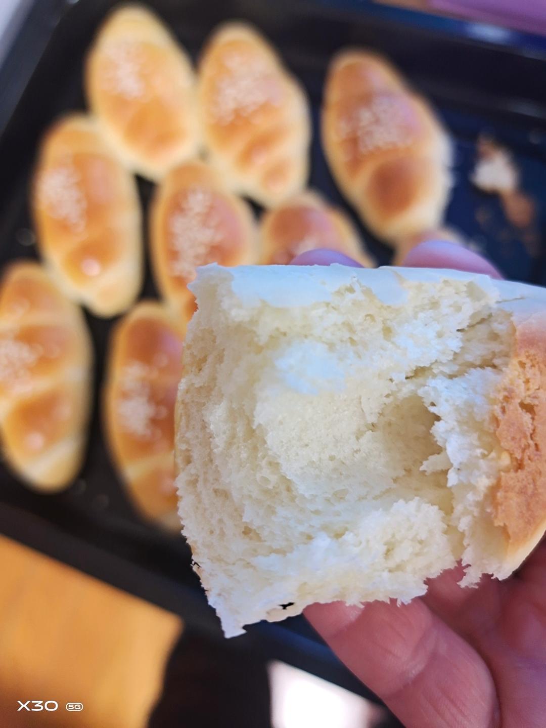 手揉小小牛角包🥐（牛奶面包配方）