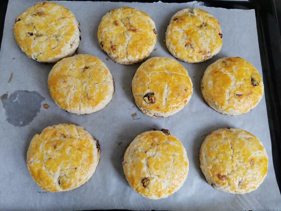 完美裂纹～百分百成功的超好吃奶香司康（禁止搬运）