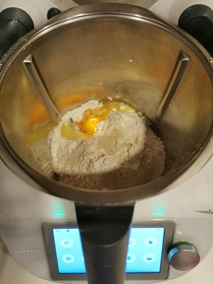 纯奶手撕吐司的做法 步骤1