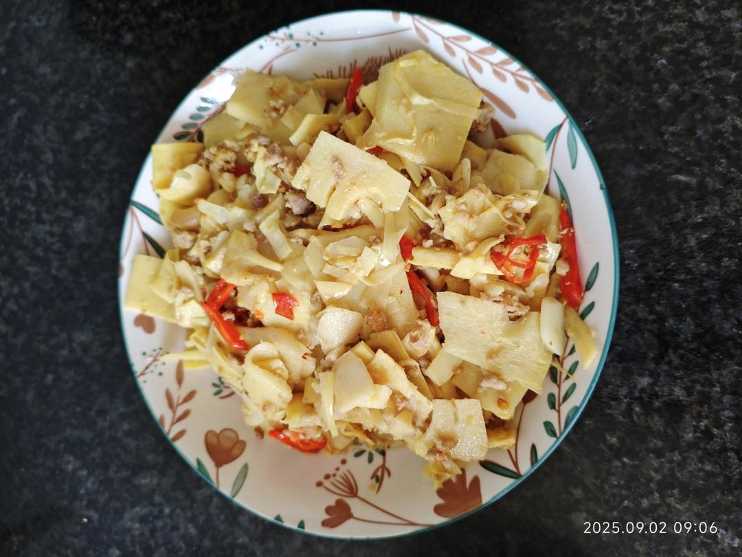 竹笋炒肉沫