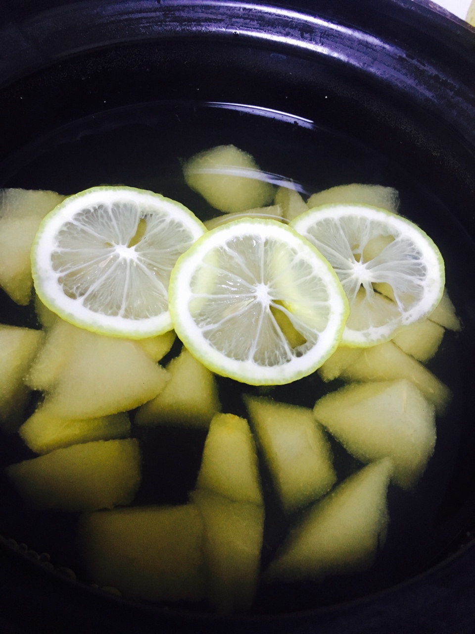 柠檬冰糖雪梨水的做法