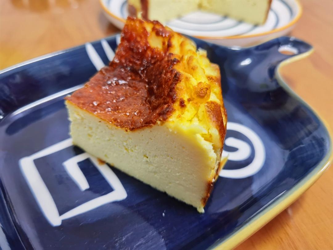 小山进公开食谱-使用大量牛奶，无淡奶油的巴斯克乳酪蛋糕
