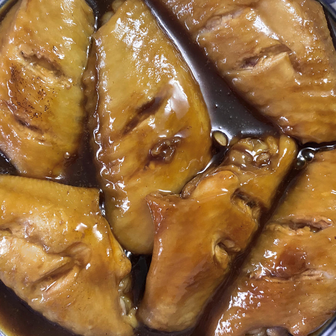 厨师长教你：“可乐鸡翅”的家常做法，味道鲜嫩可口，先收藏起来