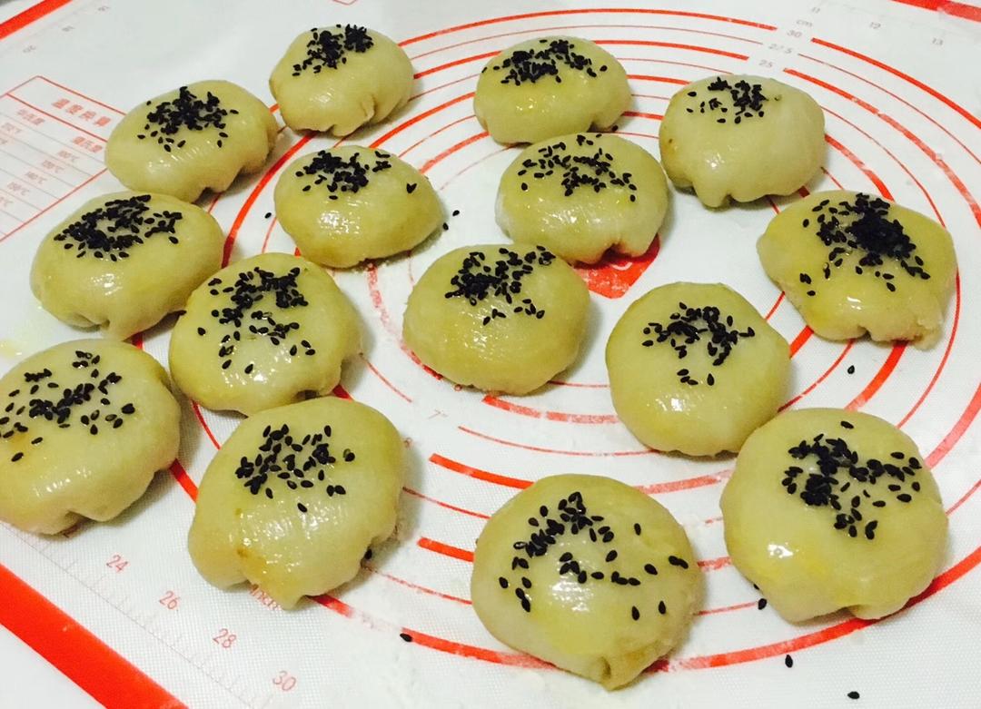 泳式鲜肉榨菜月饼