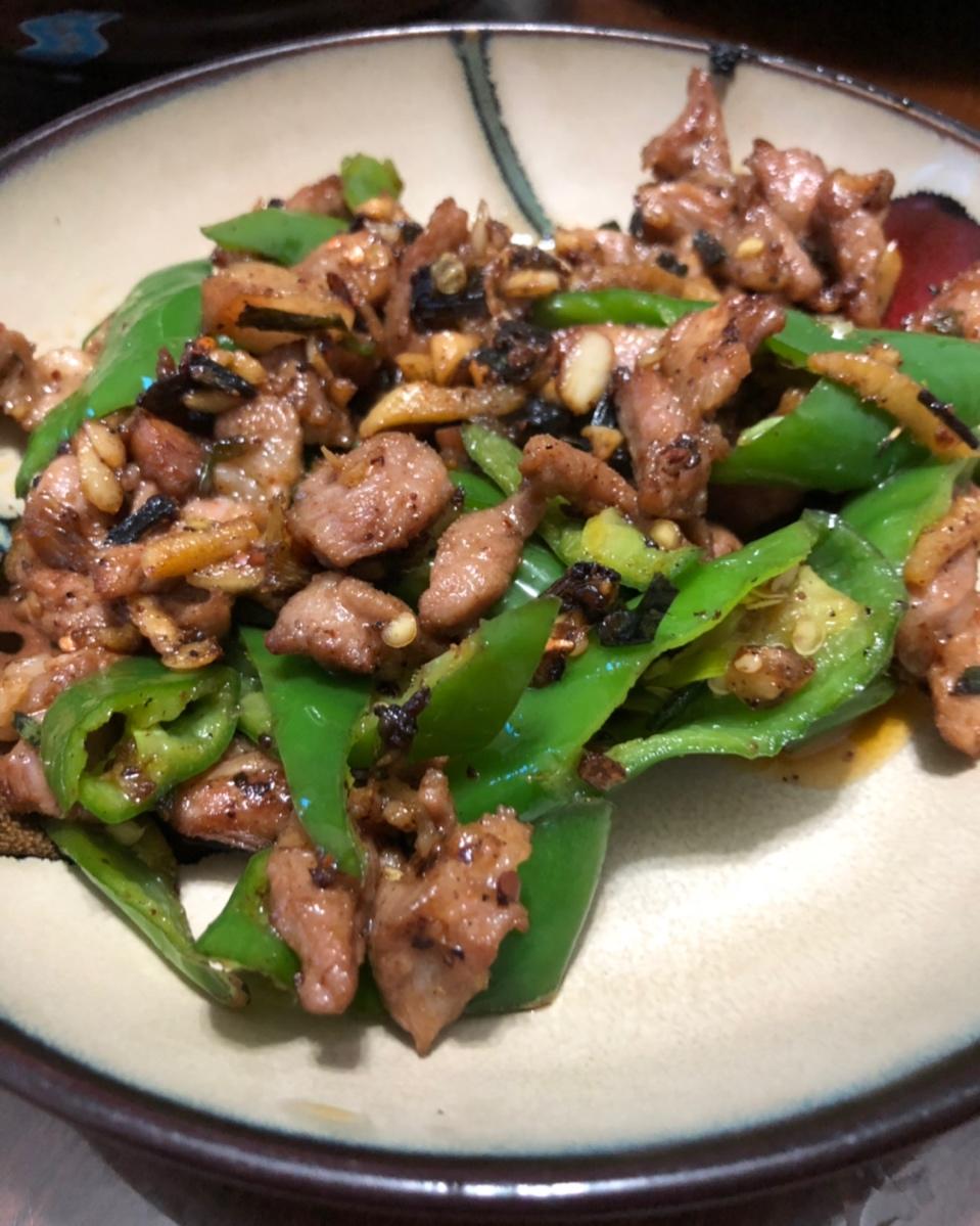 孜然青椒炒肉