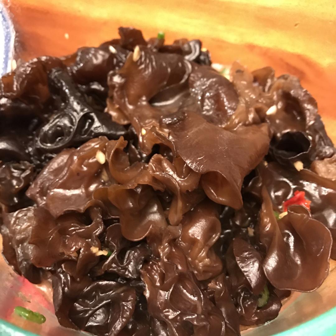 凉拌黑木耳
