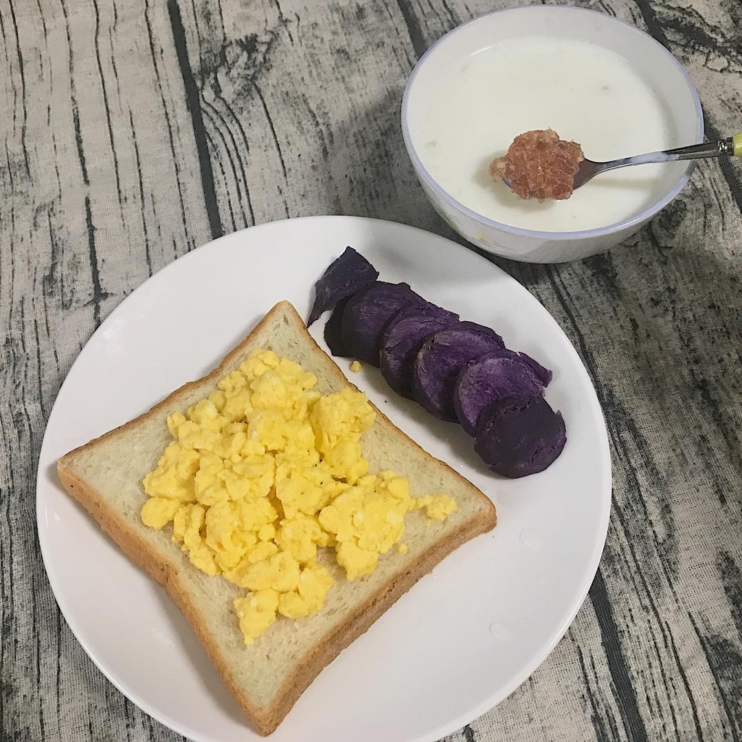 美式牛奶炒滑蛋，低脂健康