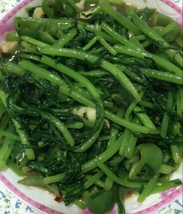 清炒茼蒿