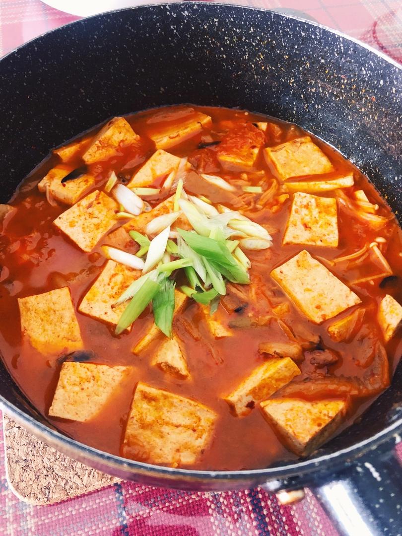 辣白菜豆腐汤