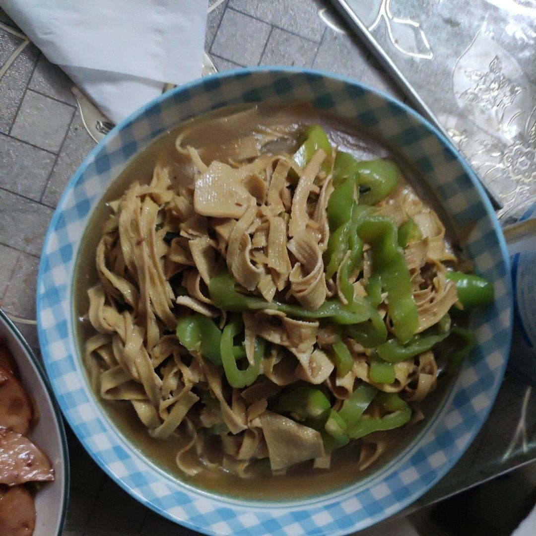 尖椒干豆腐