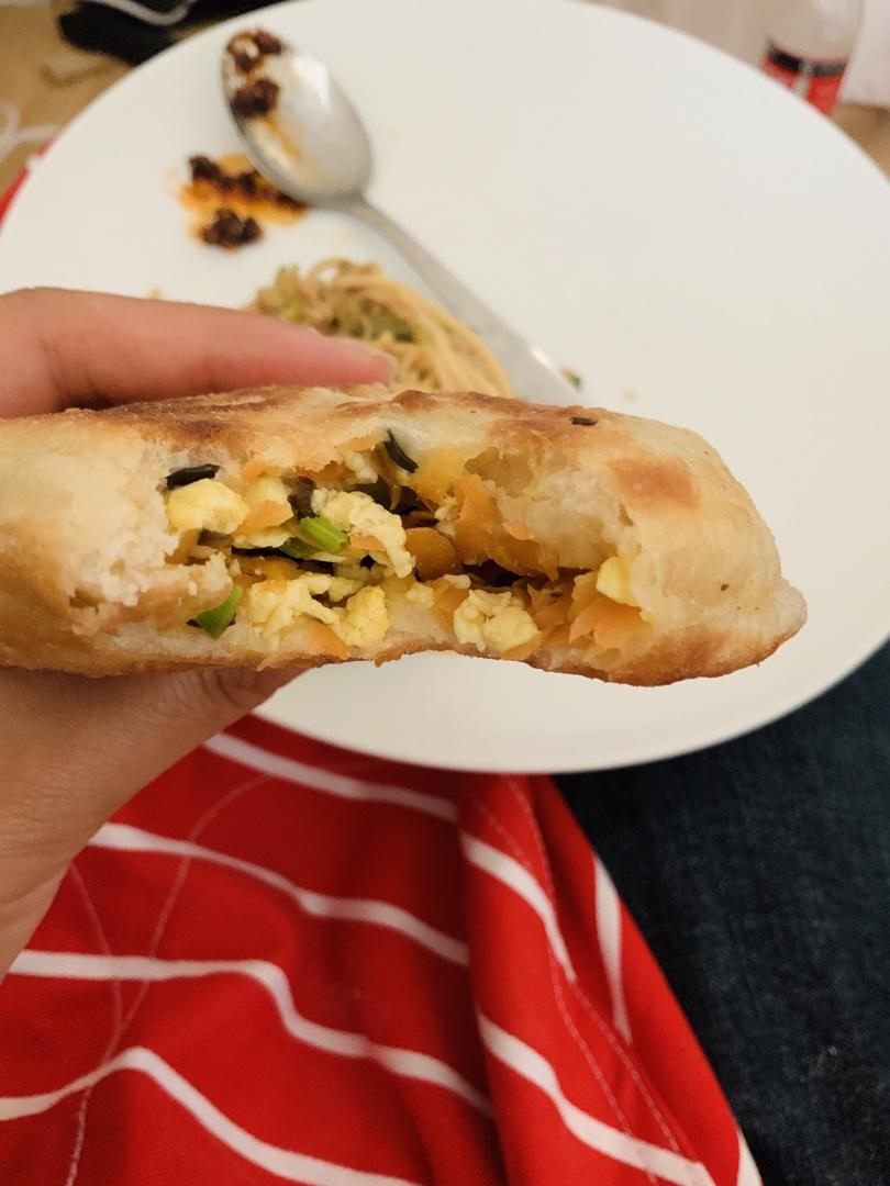 超柔软发面胡萝卜鸡蛋馅饼（凉了也不硬）