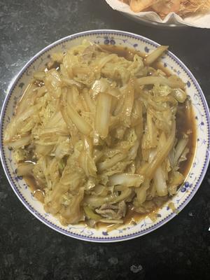 家常肉炒白菜丝的做法 步骤2