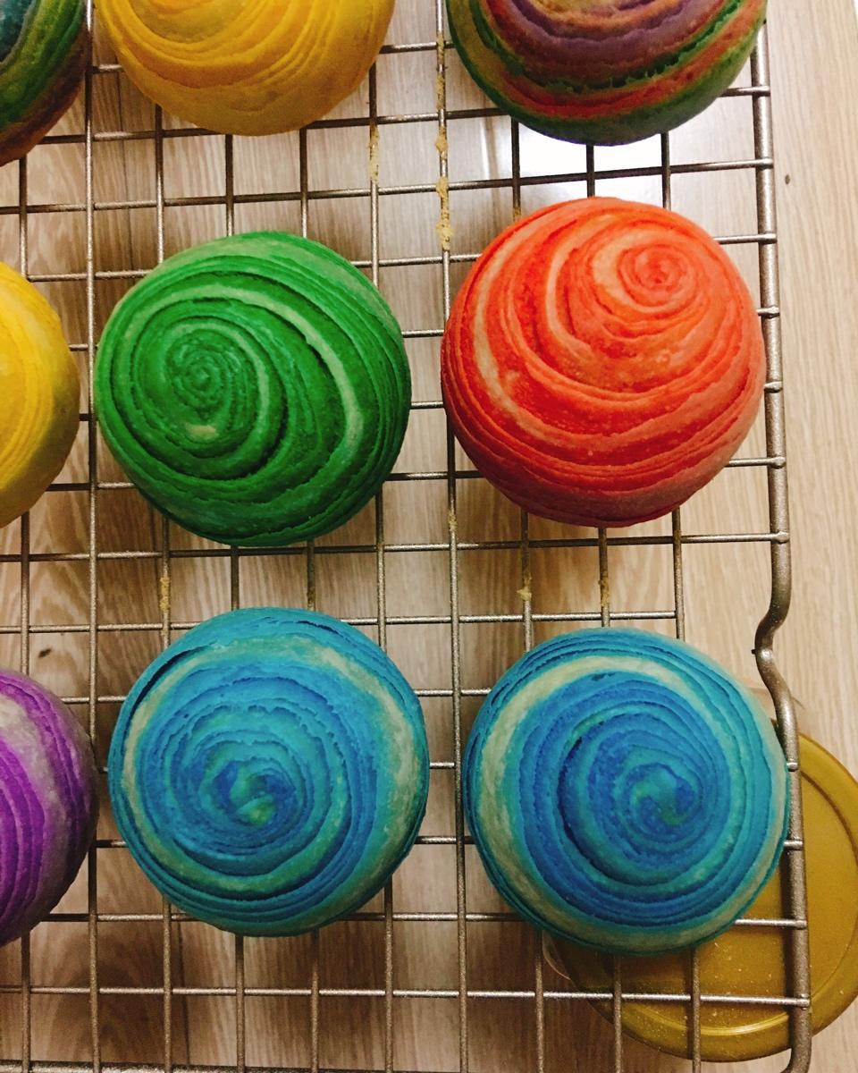 🌈免揉，免松弛，超高颜值小马宝莉彩虹蛋黄酥（含详细操作视频）