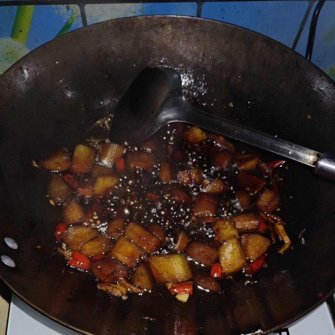 红烧冬瓜最完美做法，不加一滴水，瞬间秒杀红烧肉