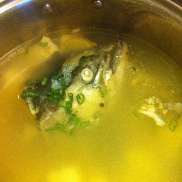 三文鱼头豆腐汤