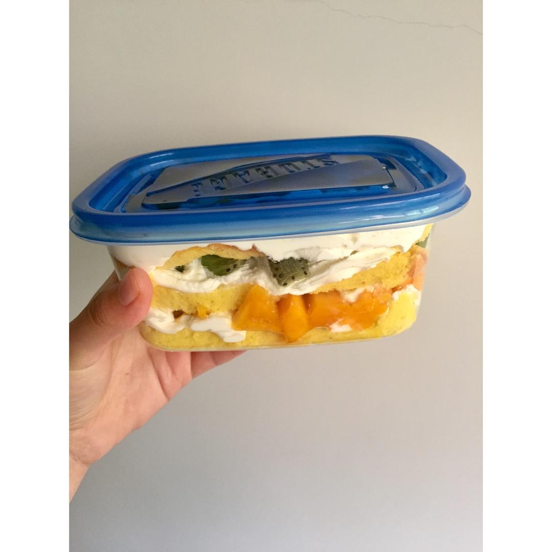 简单快手的便当饭盒水果盒子蛋糕