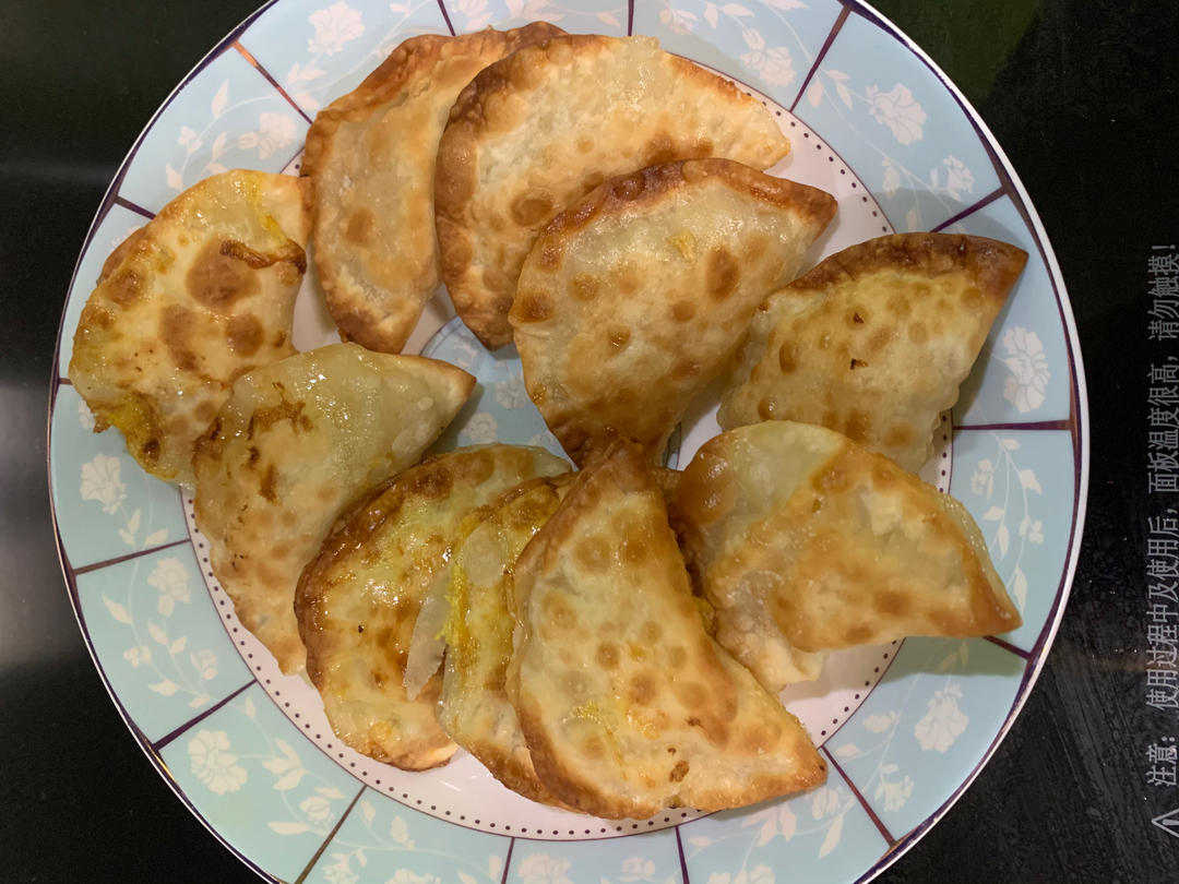 多余馄饨皮做苹果派