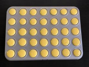 蛋黄饼干（玉米油）无泡打粉无水不打发简易版，跟曲奇一样酥，入口即化的做法 步骤7