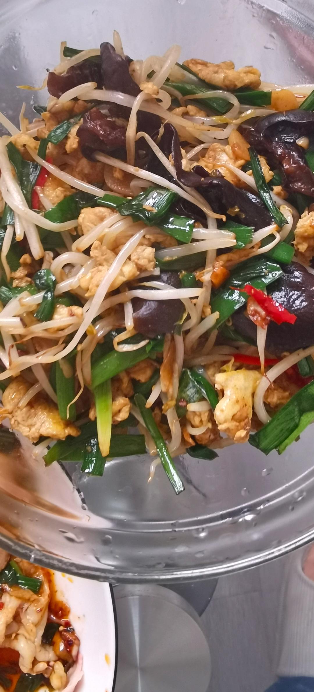 凉拌手撕鸡腿