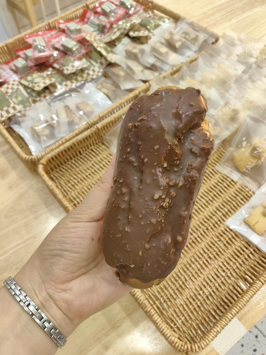 复刻了广莲申的巧克力哈斗！