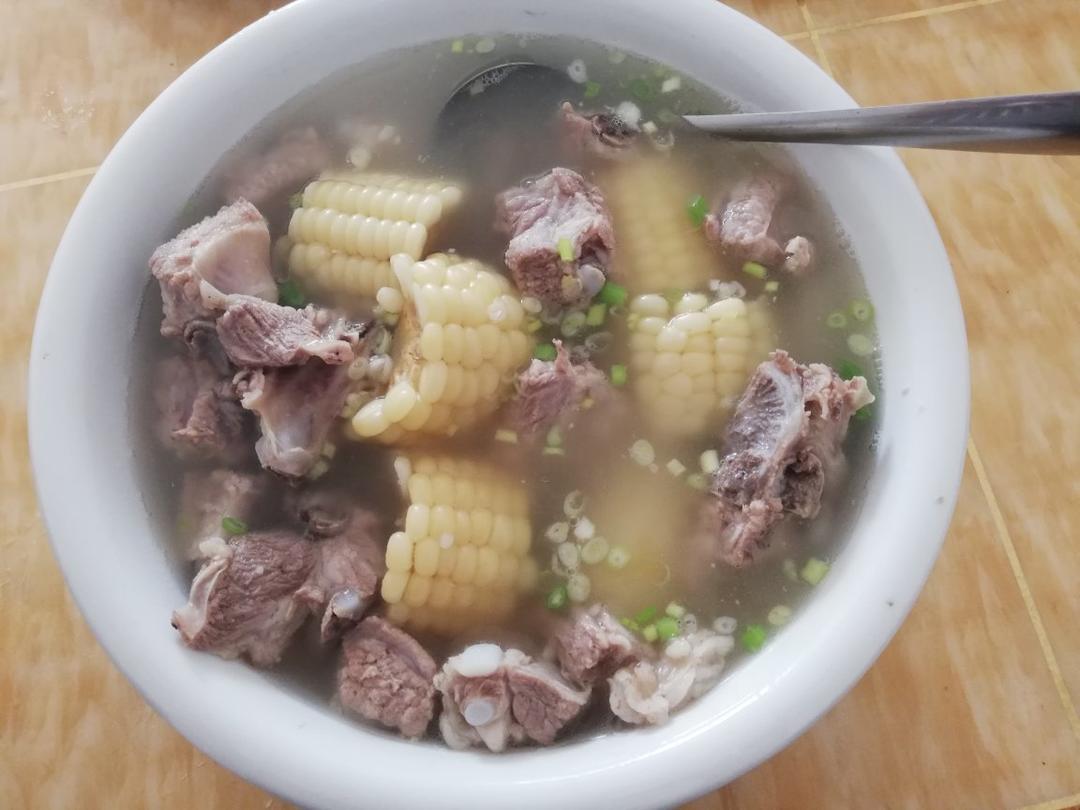玉米排骨汤