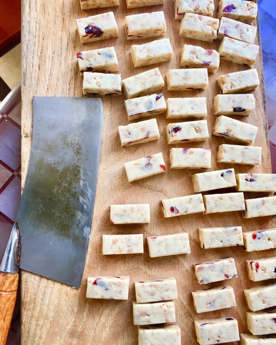 60颗蔓越莓牛轧糖