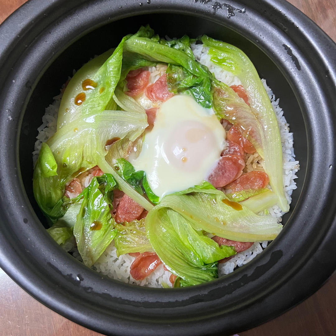 保姆级的「腊味煲仔饭2.0」加强版来了，地道老广味～