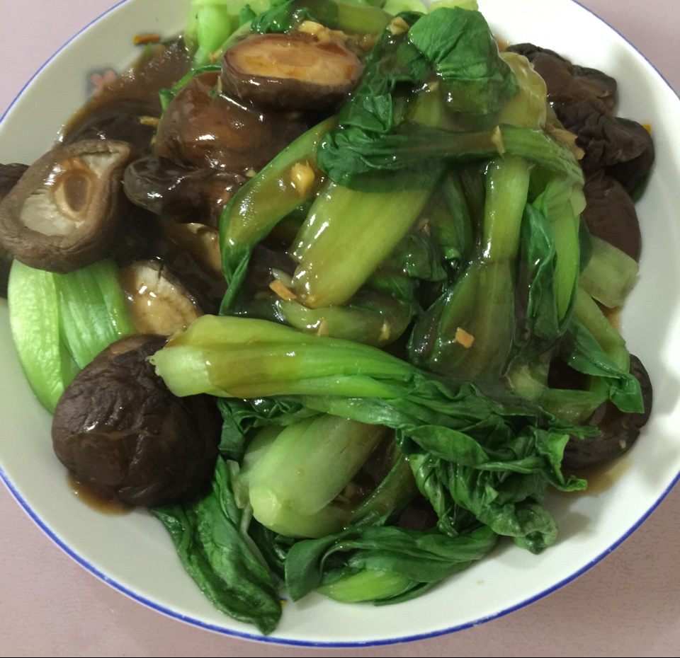 浇汁香菇油菜