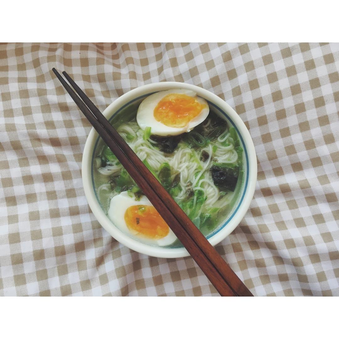 最美不过那碗阳春面