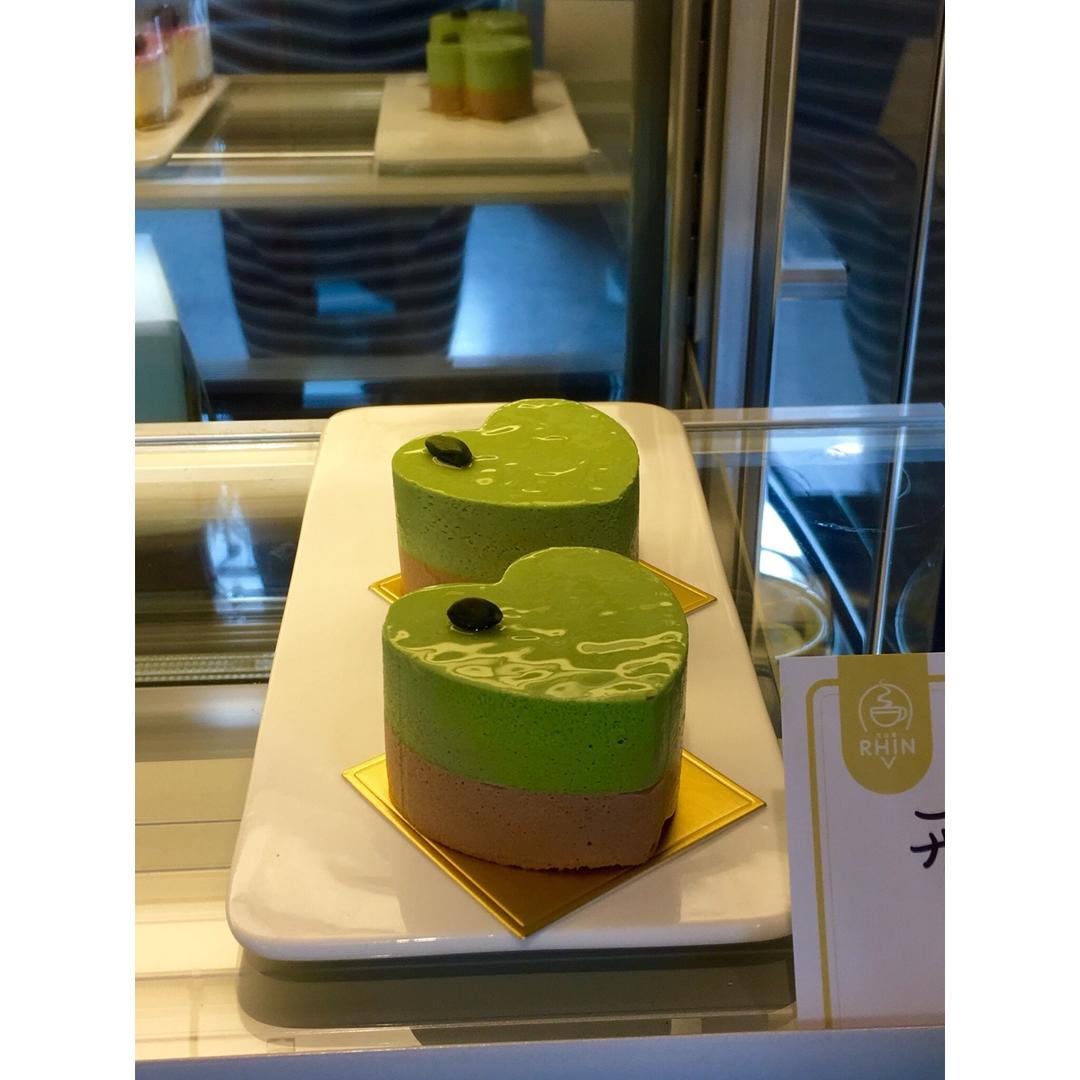 晴日Matinée-开心果慕斯配巧克力慕斯坚果蛋糕<熊谷裕子>