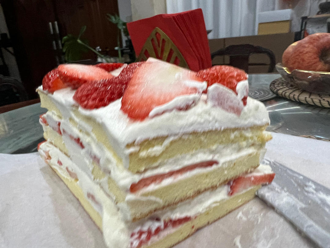 草莓城堡蛋糕