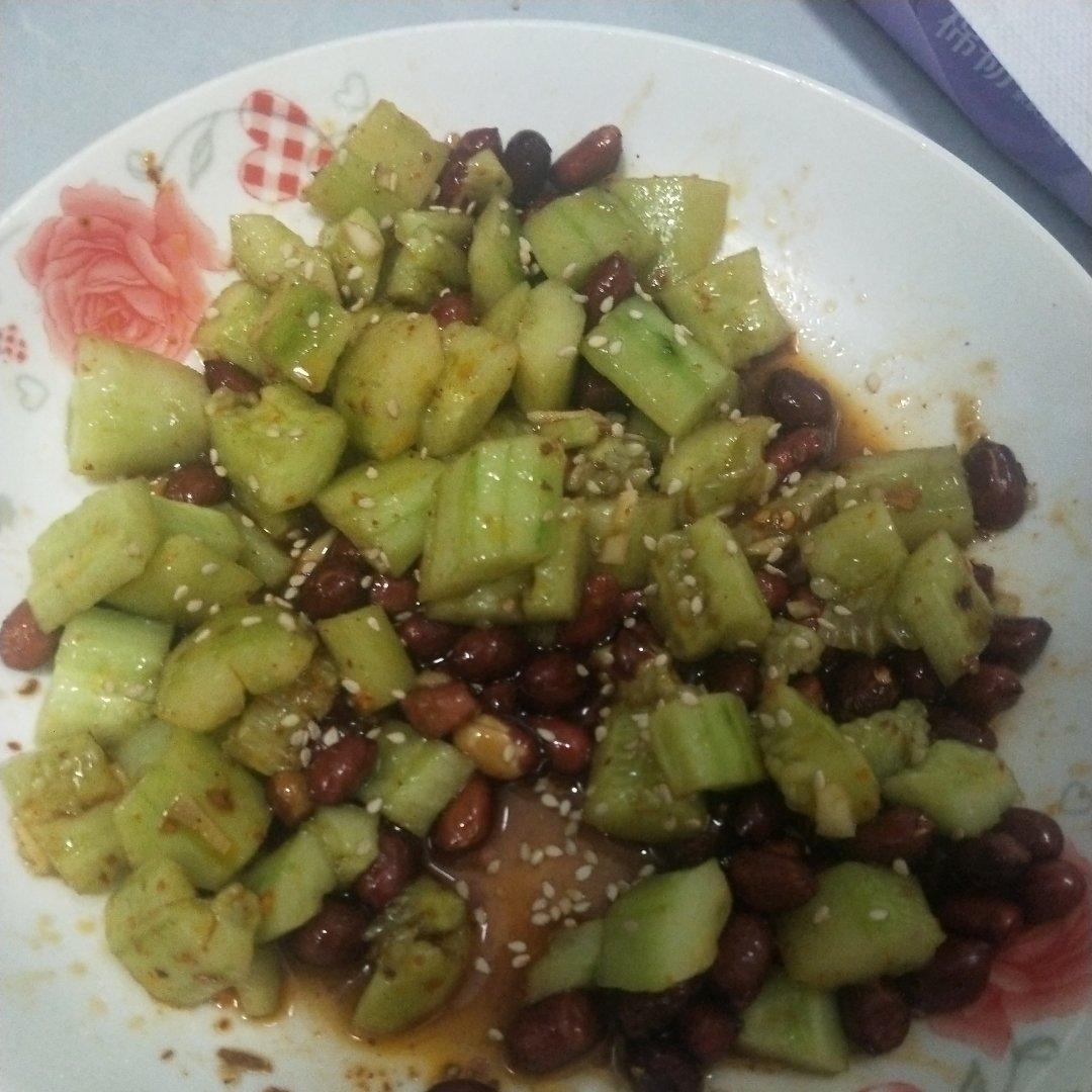 夏日最爱的凉拌黄瓜&花生米