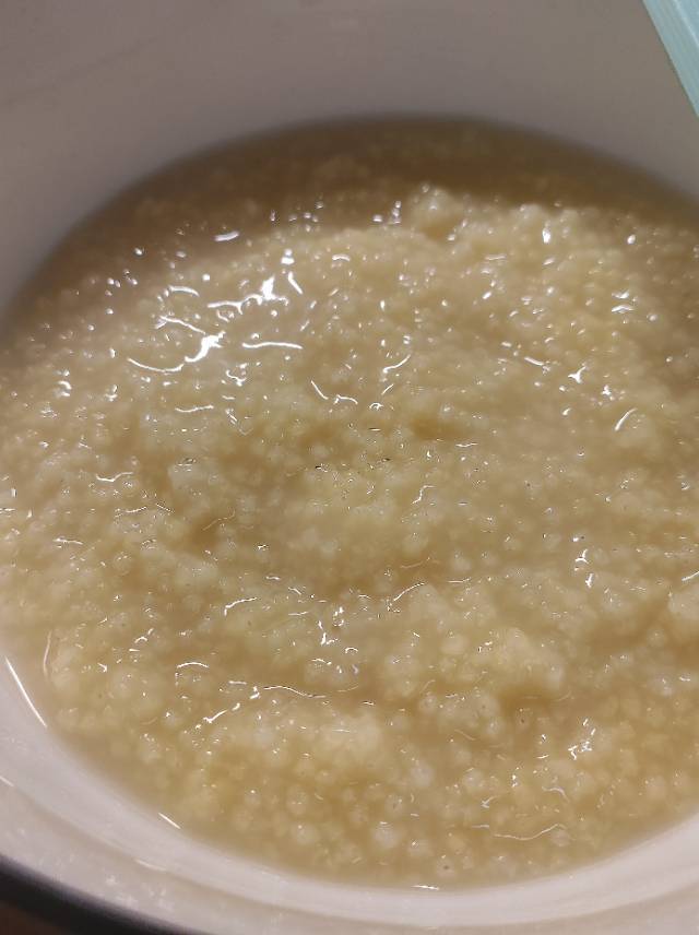 小米粥（小米油飘香）