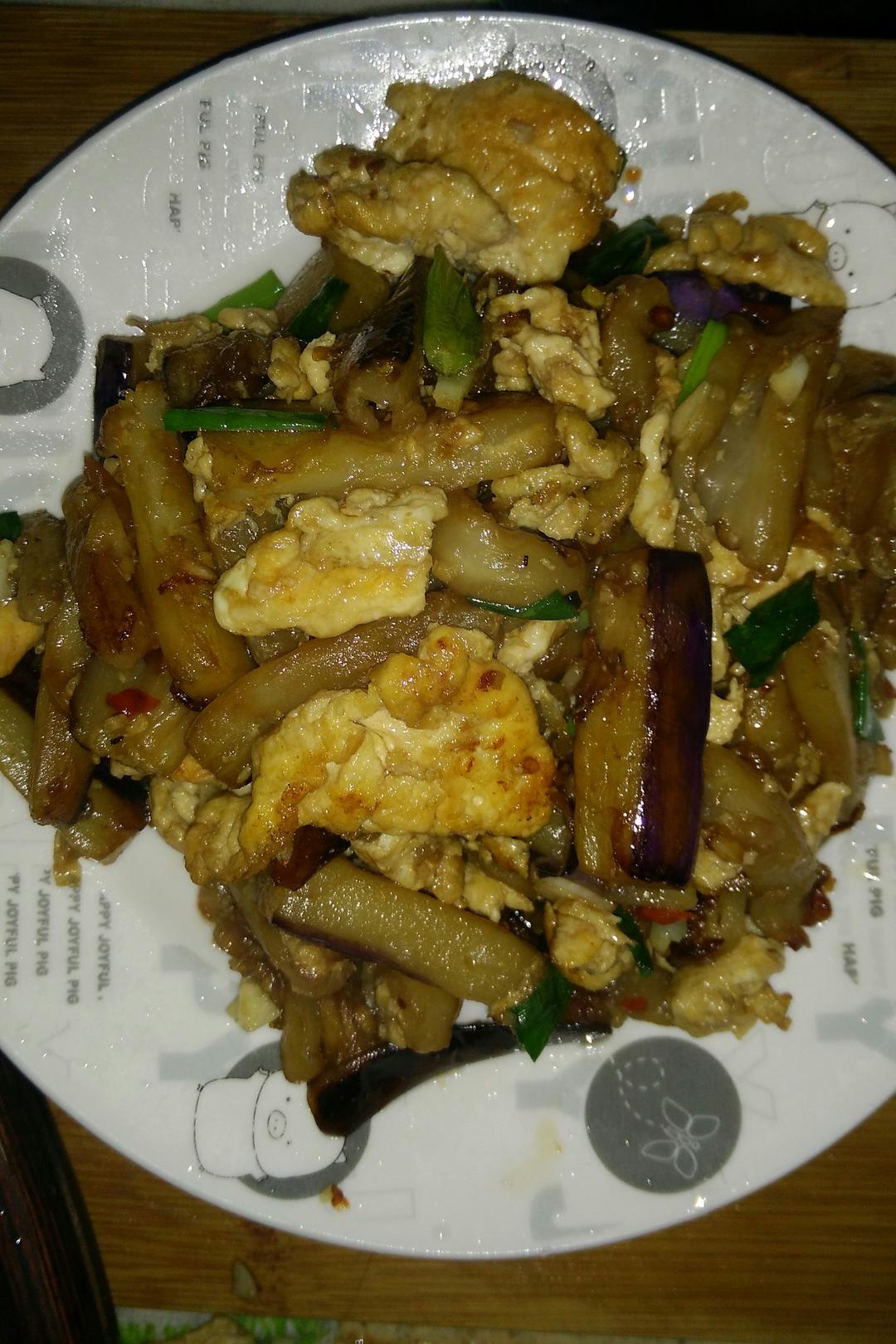 綩长灯做的美味茄子炒鸡蛋