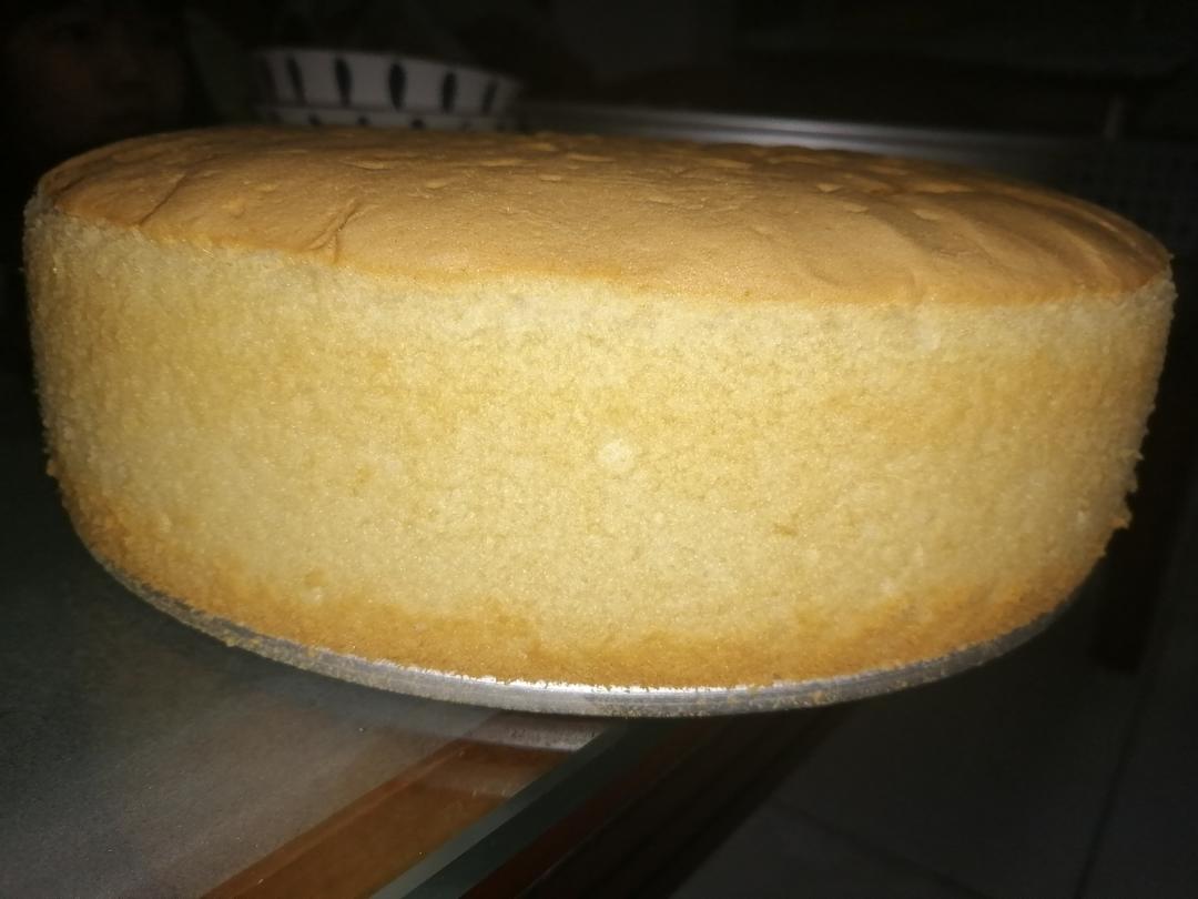 轻盈的十寸戚风蛋糕方子